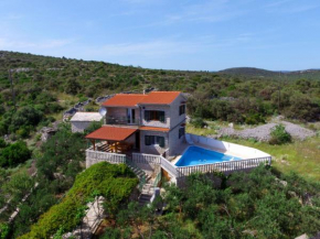 Отель Holiday Home Basic - TGR612  Винишче